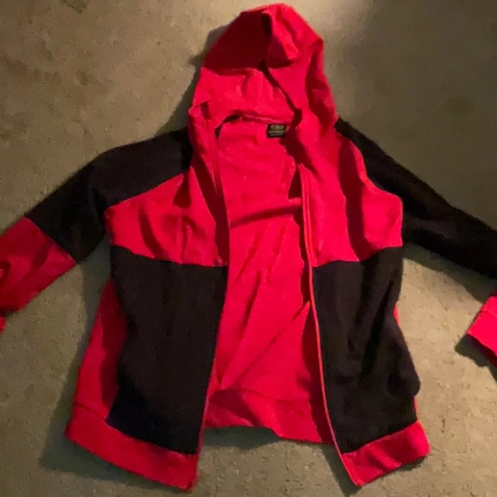 Jacket - Picture 1 of 2